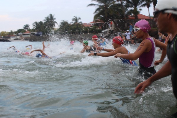 The Coronado Extreme Triathlon 2014