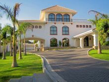 Private Tour of a Coronado Beach Mansion 